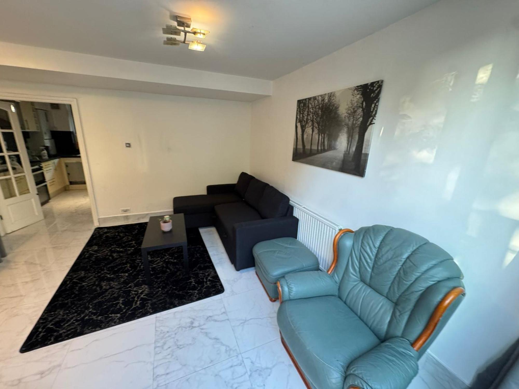 Apartment 3 Bedroom Garden House Maida Vale