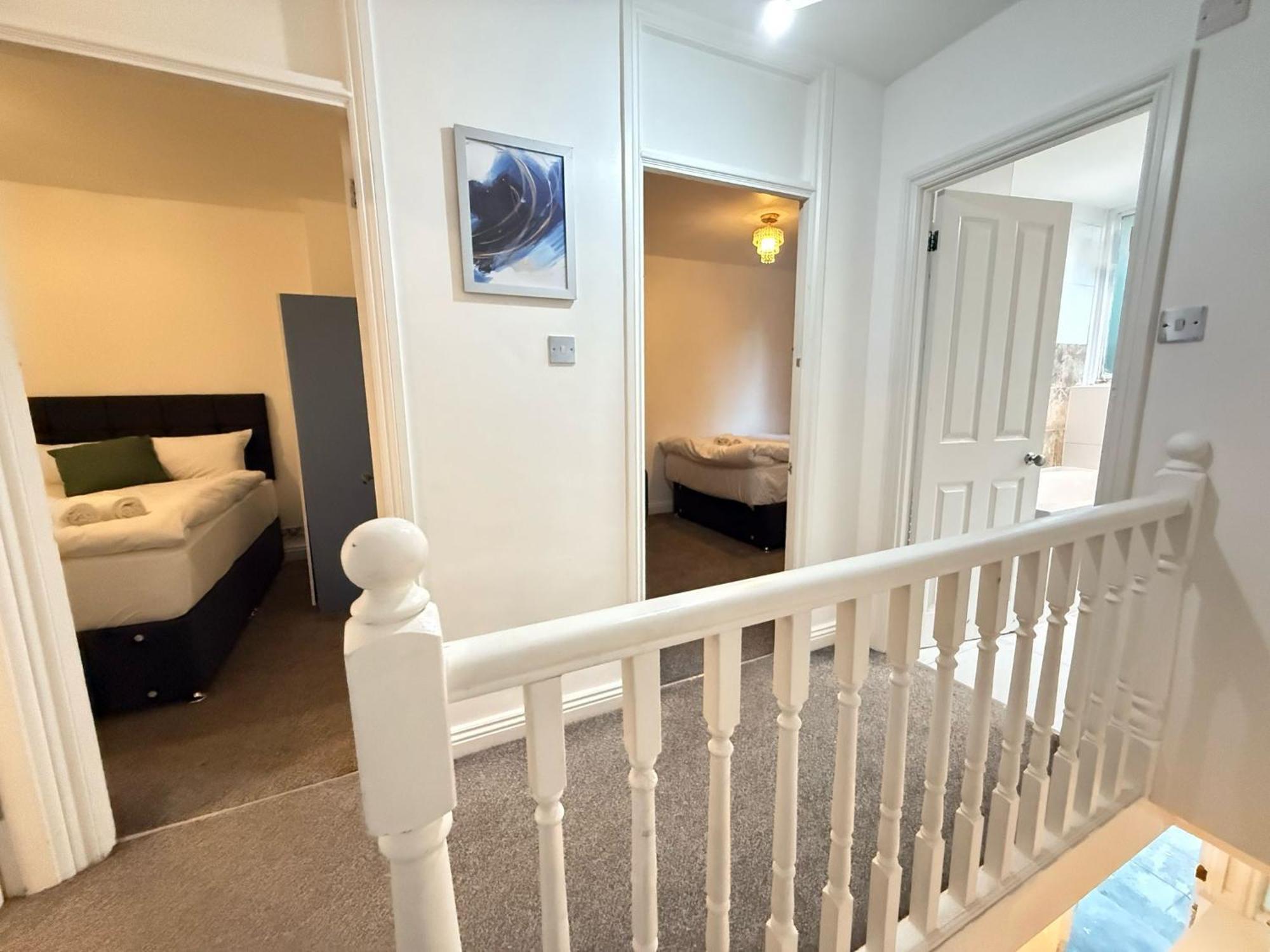 3 Bedroom Garden House Maida Vale * London