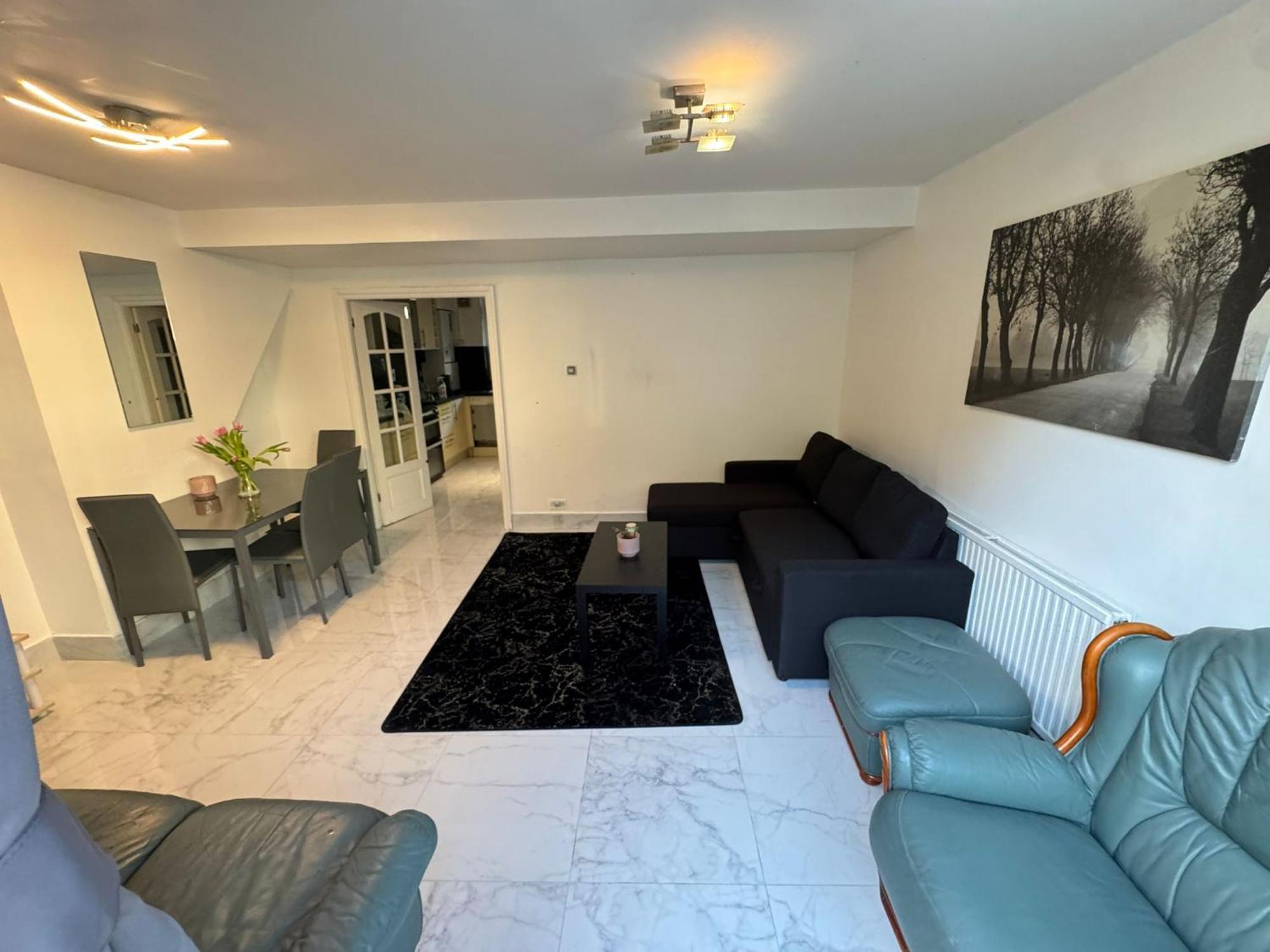 3 Bedroom Garden House Maida Vale Apartment London